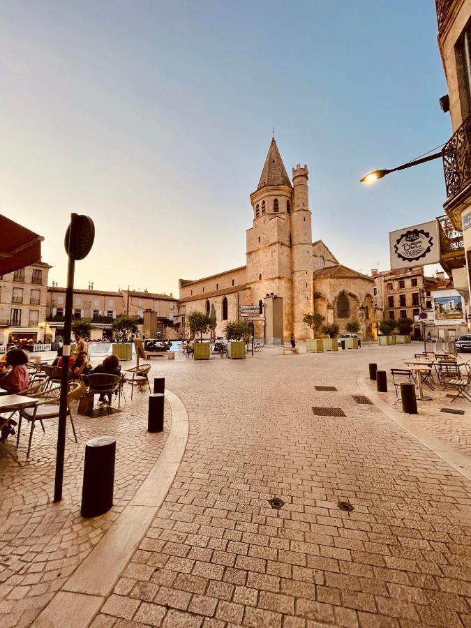 Le Casimir - Superbe T3 En Plein Centre Ville Renove Avec Gout - Wifi Beziers Exterior photo